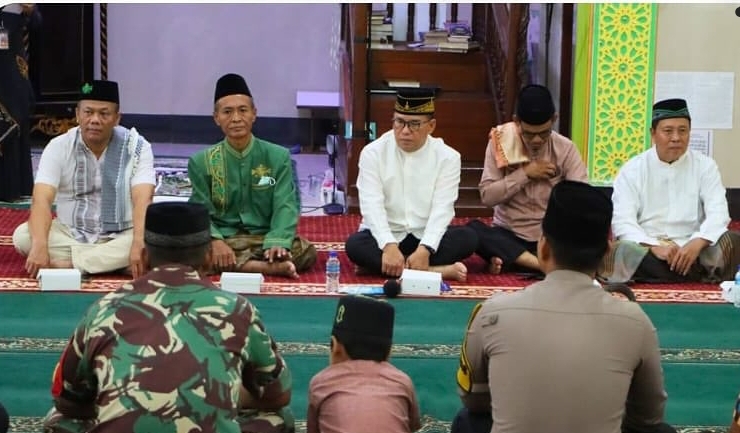 Pemkab Ppu Menggelar Buka Puasa Bersama Di Masjid Al Amin Kecamatan